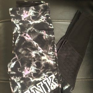 High waisted PINK leggings